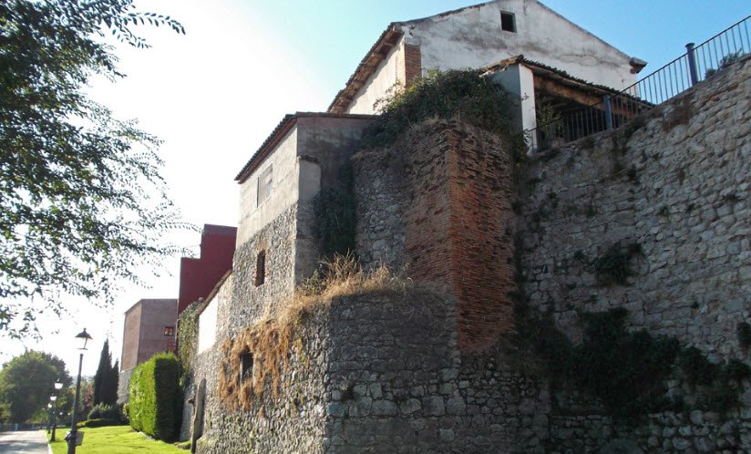 Muralla de Tudela de Duero, Spain